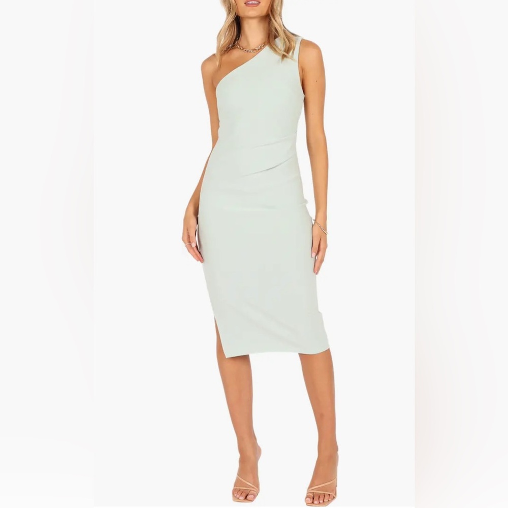 Petal & Pup Nadene One shoulder Midi Dress
